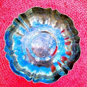 Antique Oneida Silversmiths candy/ nut dish